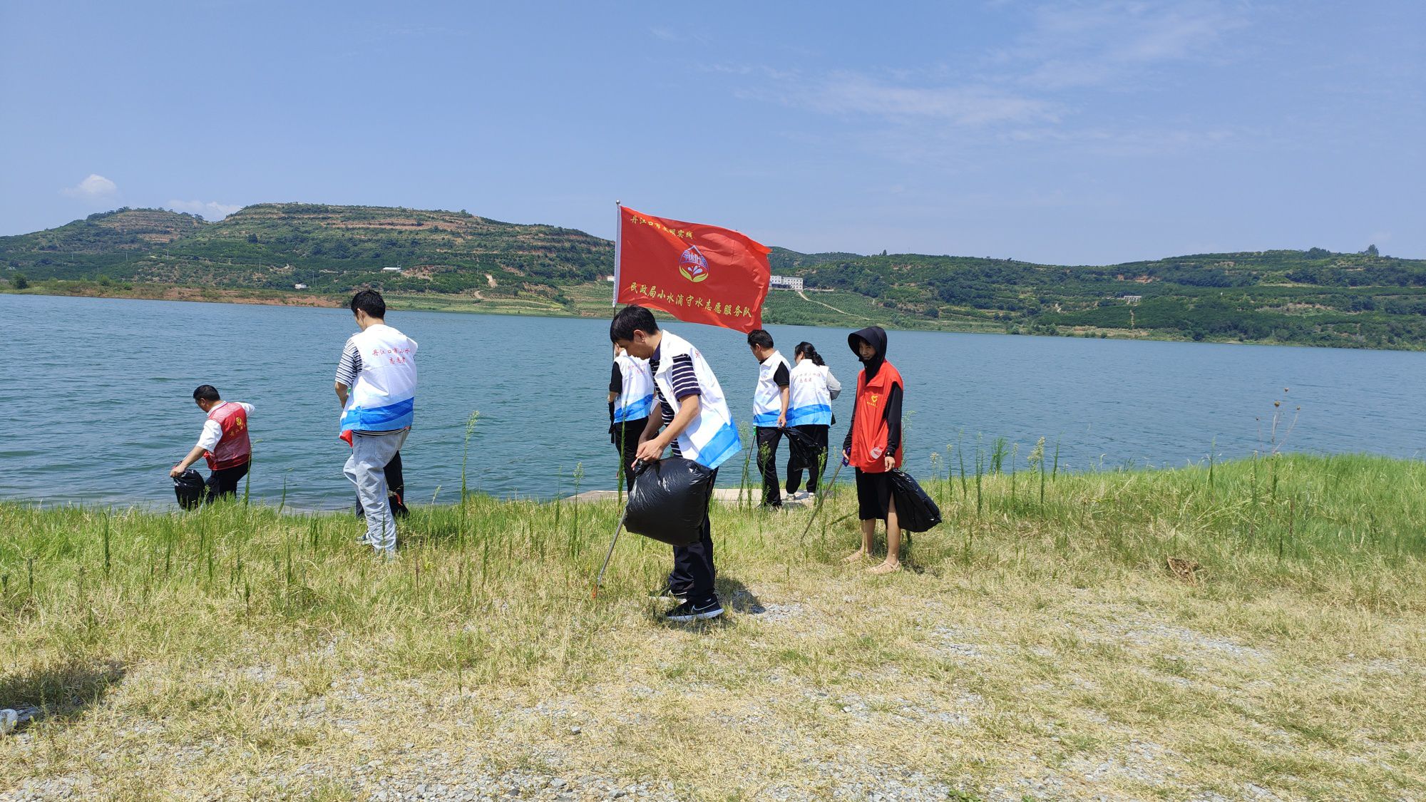 一习话丨“携手打造青山常在、绿水长流、空气常新的美丽中国”  第3张